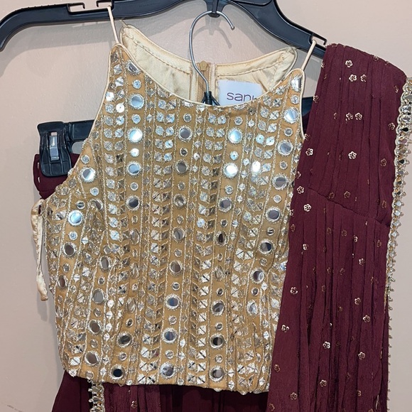 Sani Tara Dhoti Dress Burgundy and gold - Picture 5 of 8